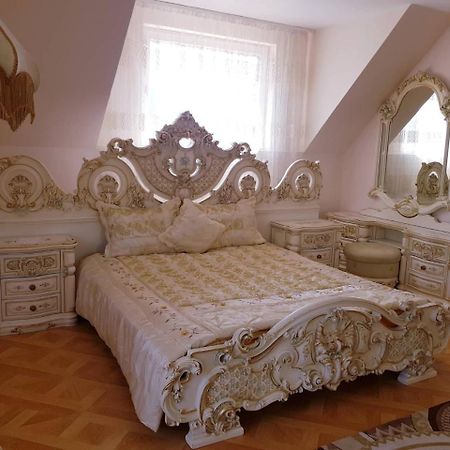 Carpe Diem Vendeghaz Hotel Hermina-major Екстериор снимка
